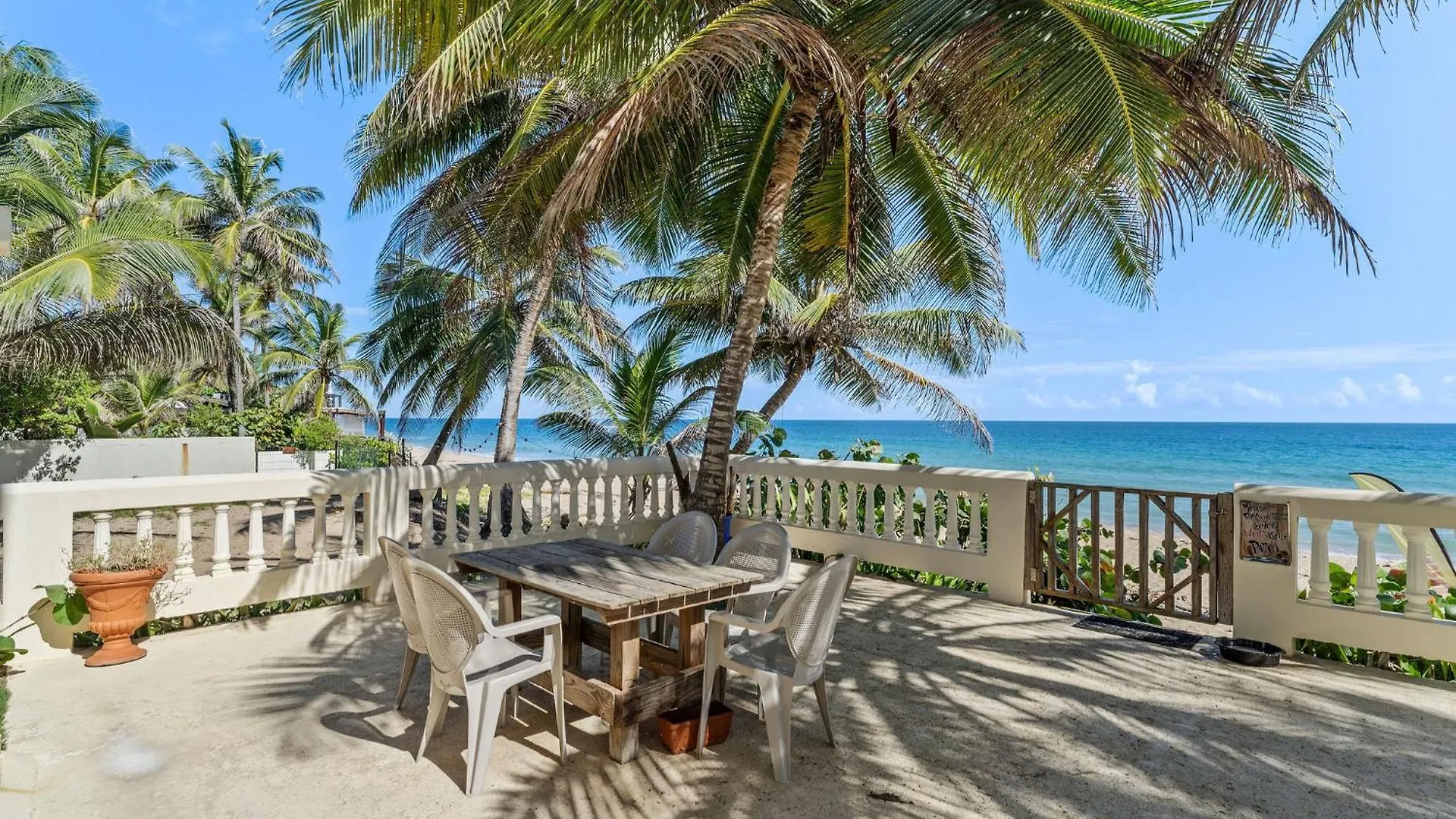 בית נופש רינקון Sandy Beach Villa - Spectacular Setting On The Beach